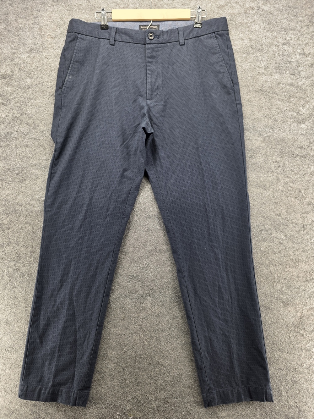 Banana Republic Fulton Skinny Chino Pants Mens 36x32 Navy Blue Geometric Pattern